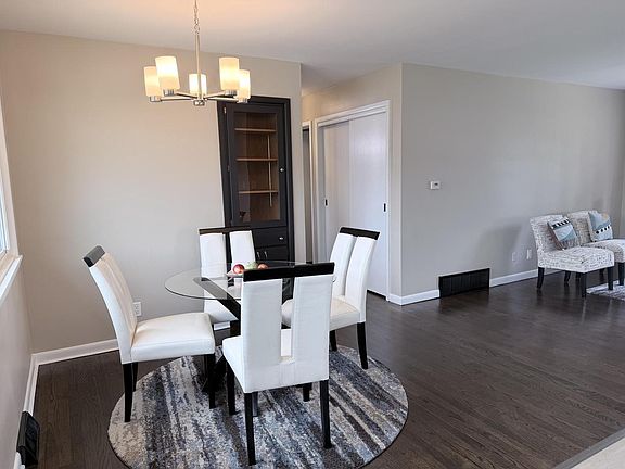 5th image of 7713 W Verona COURT