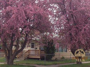 402 S 8th St, Livingston, MT 59047