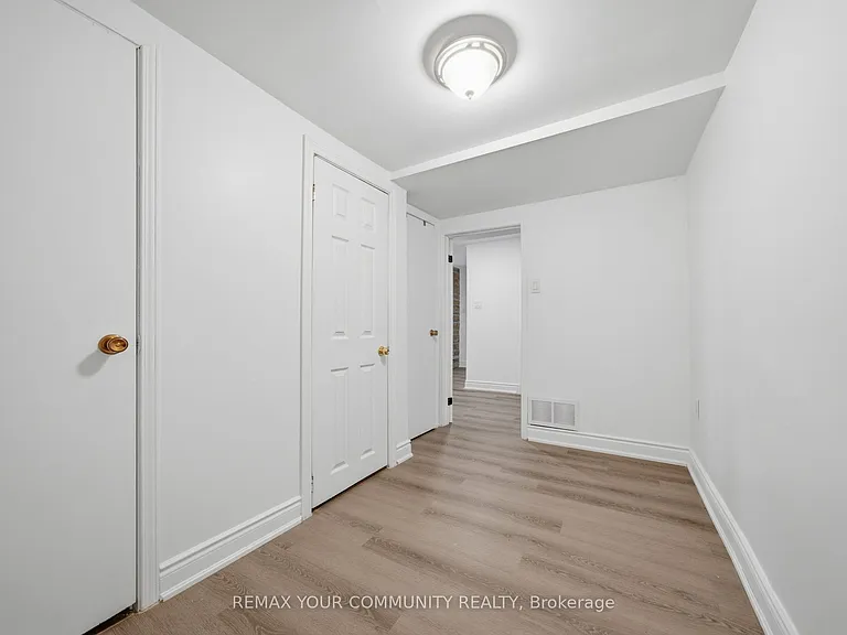 36 Roseville Dr #BASEMENT — Photo 17