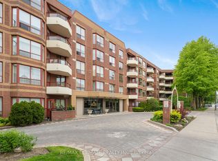 955 Millwood Rd #420, Toronto, ON M4G 4E3