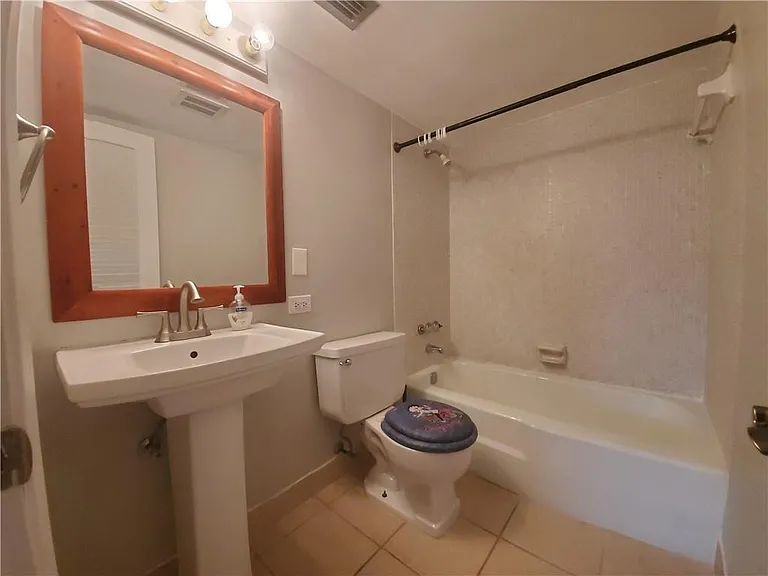4500 N Federal Hwy #356G — Photo 11