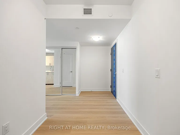 2545 Simcoe St N #2211 — Photo 4