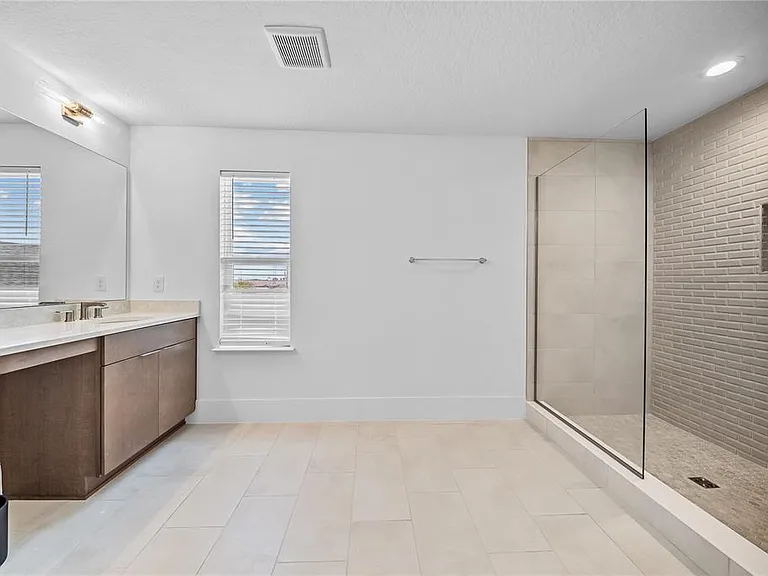 1694 Pinecliff Dr — Photo 45