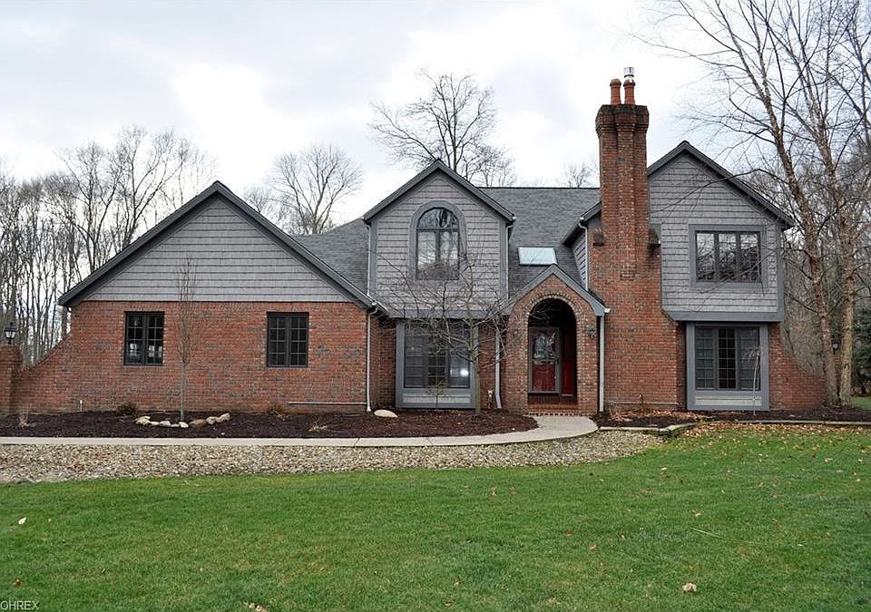 1st image of 2914 Woodhaven Dr