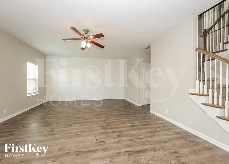 3322 Willingham Run — Photo 2