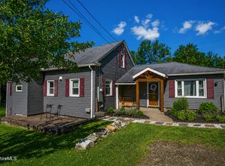 28 National St, Lanesborough, MA 01237
