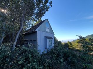 5 Shaller Ct, Whitethorn, CA 95589