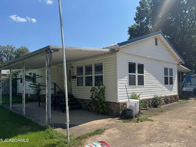 500 W Clark St, Versailles, MO, 65084