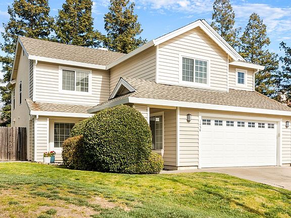 2nd image of 1458 New England Ct
