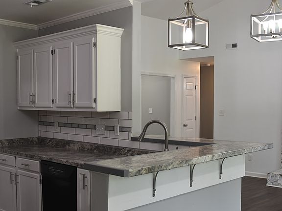 5th image of 13624 Quixley Ln