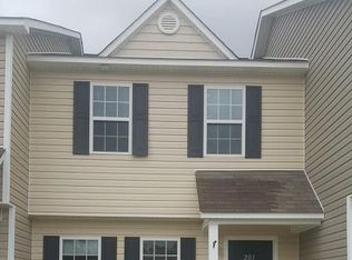 207 Lanieve Ct, Hubert, NC 28539