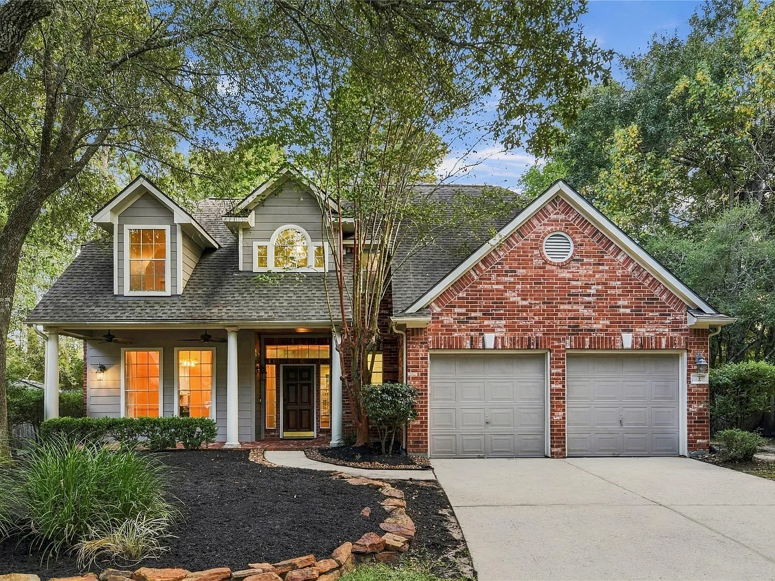 4 bed, 2.5 bath, 2504 sqft, $3,850 — Photo 1