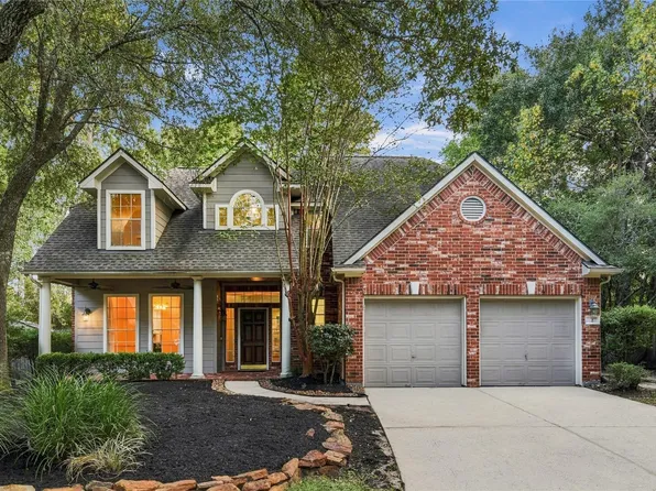 2 Hobbit Glen Dr, Conroe, TX 77384