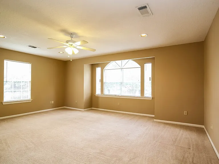 19311 Cypress Bay Dr — Photo 9