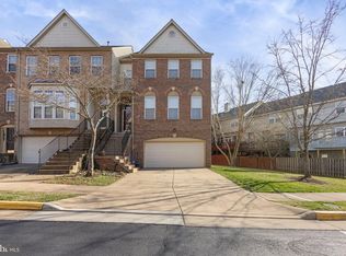 47711 Bowline Ter, Sterling, VA 20165