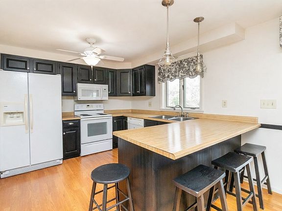 4th image of 39 Mainsle Ln