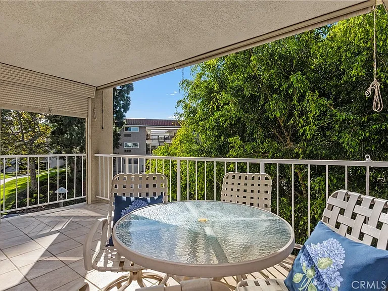 3242 San Amadeo #2A — Photo 15
