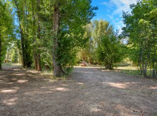 2302 S Bay Cir, Garden City, UT 84028