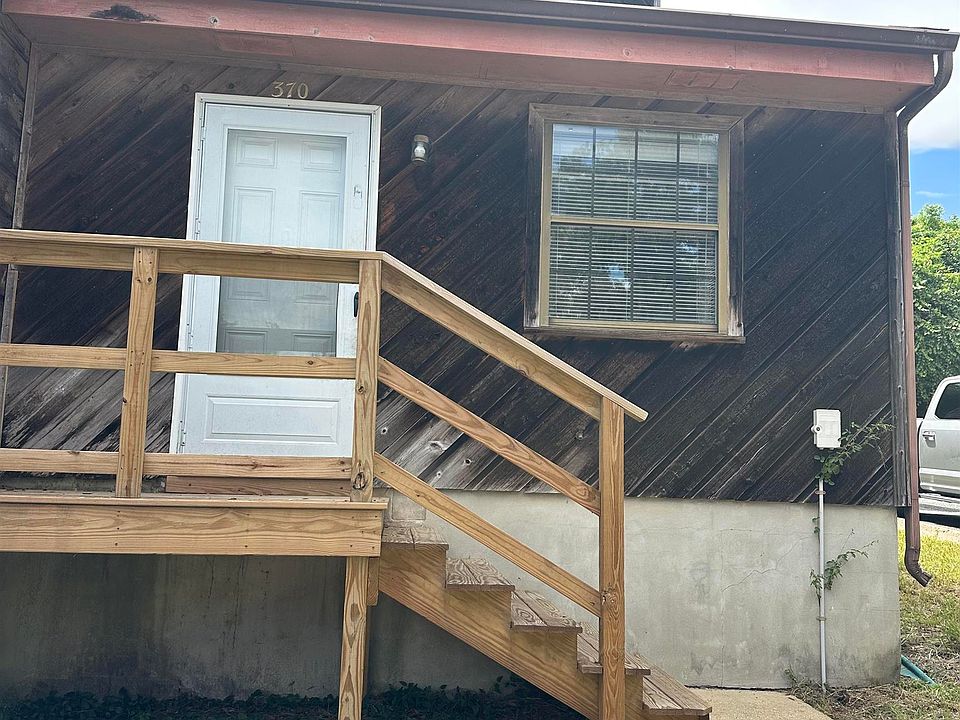 1st image of 370 Hayden Rd