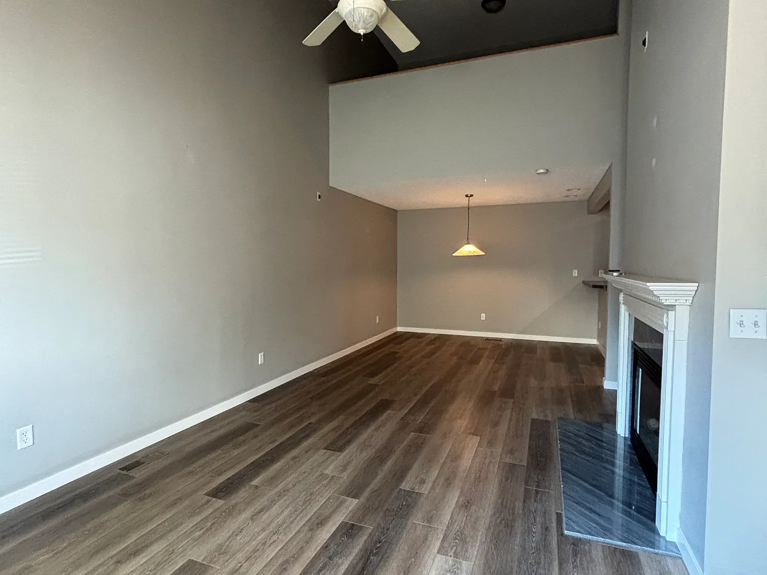 2 bed, 1.5 bath, 1370 sqft, $1,950 — Photo 3