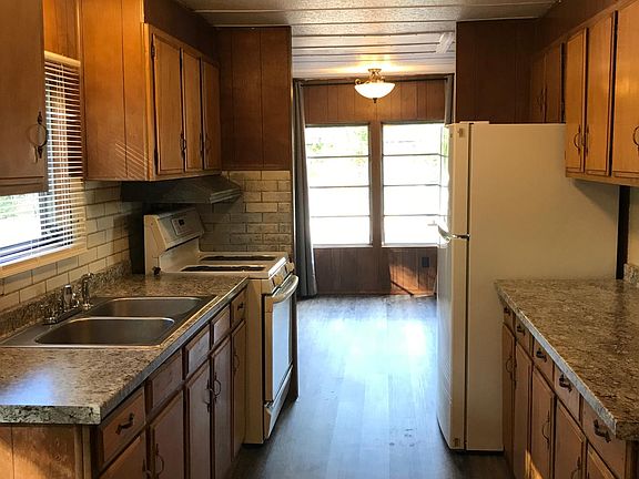 3rd image of 335 N Diamond Ave Lot 2