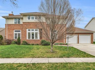 2908 Robeson Park Dr, Champaign, IL