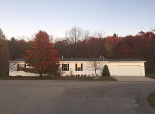 951 Sandhill Dr, Middleville, MI 49333