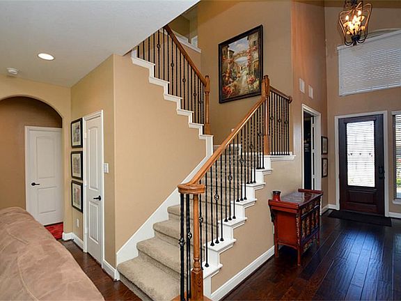 3rd image of 10418 Hatcher Dr
