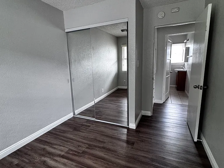 3961 Brockton Ave #4 — Photo 17