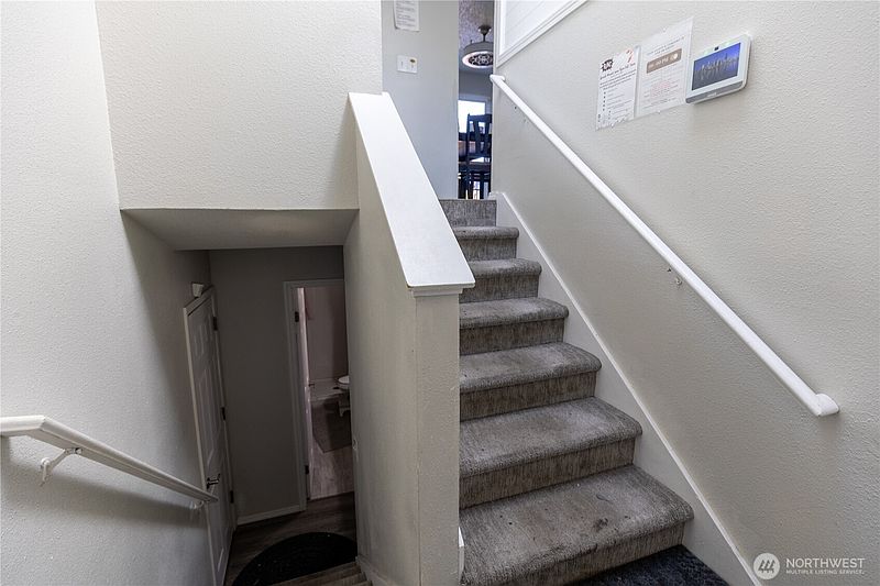 5th image of 1743 Lafayette Street S