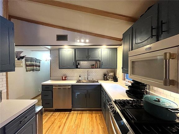 4th image of 2355 8 1/2 Avenue