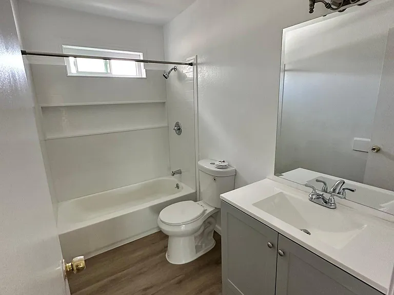 7566 Phoenix Park Dr — Photo 8