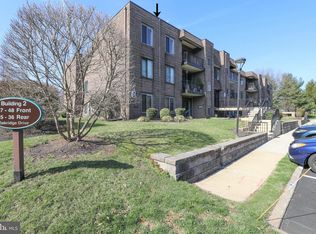 41 Oakridge Dr, Langhorne, PA 19047