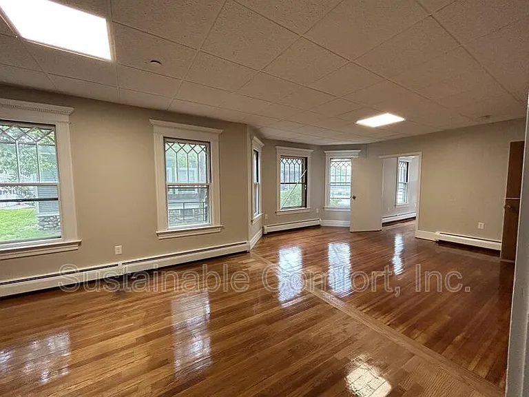 16 Roxbury St #1 — Photo 10