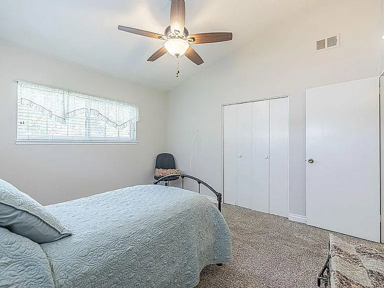 43710 Rimvale Ave — Photo 15
