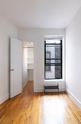 Rented by Compass | media 14