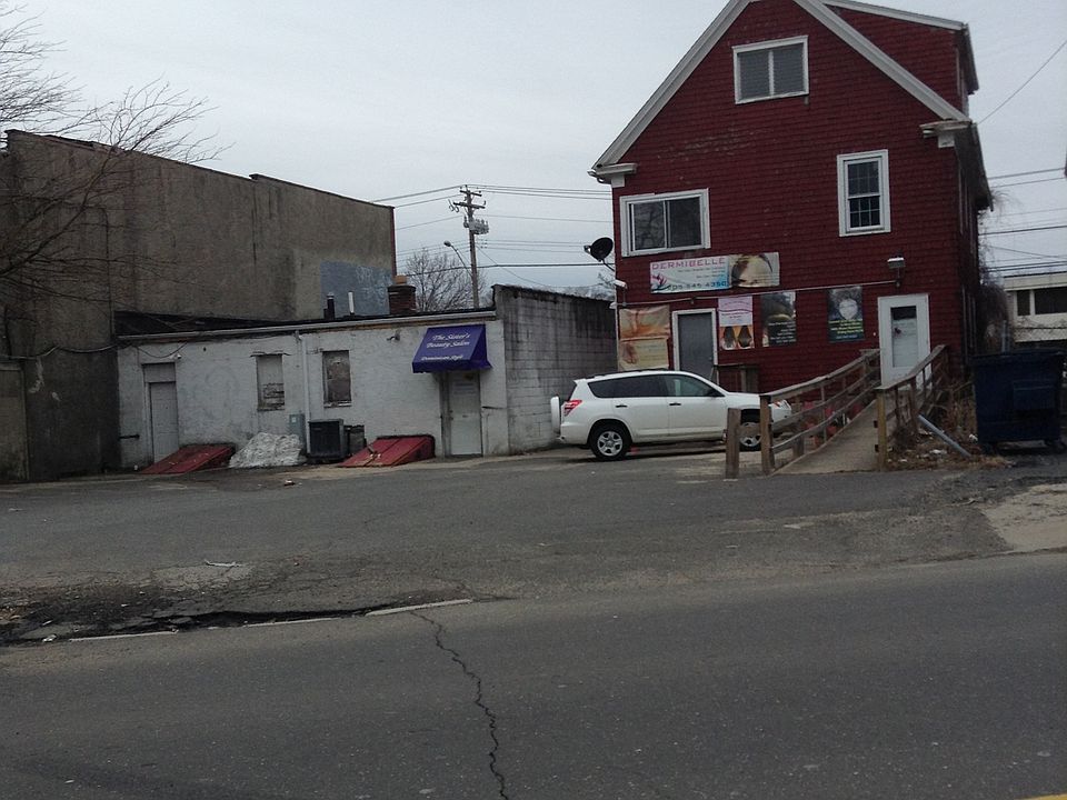 2nd image of 3788 Main St #5