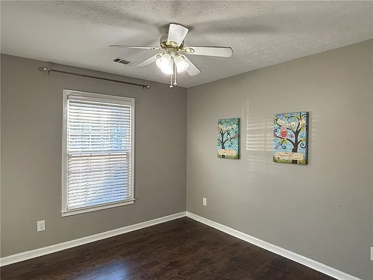 4870 Camberbridge Dr — Photo 7