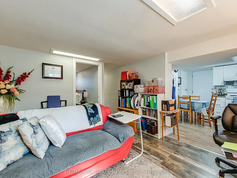 5 Burrard Rd #LOWER — Photo 11