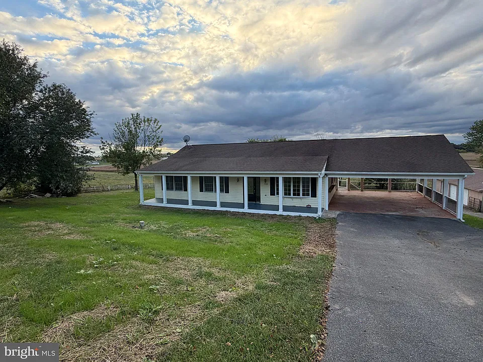9728 Clemsonville Rd