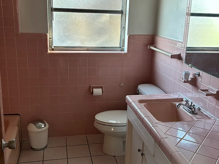 504 N Beverly Ave — Photo 5