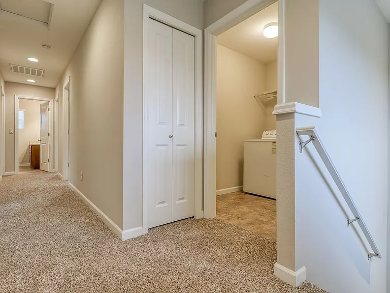 6232 NE Sherborne St — Photo 13