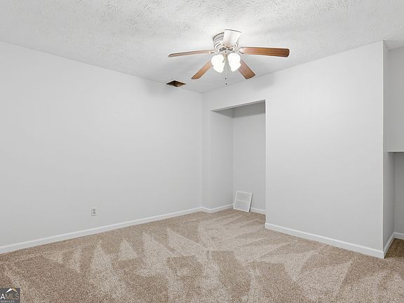 4th image of 2770 Cambridge Hills Rd