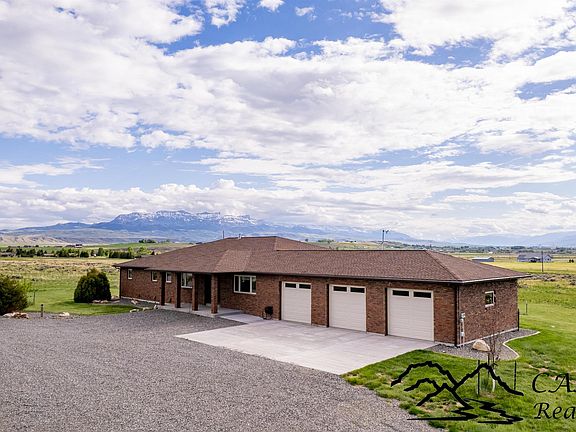 2nd image of 31 Diamond Basin Rd