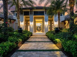 13680 Pondview Cir, Naples, FL 34119