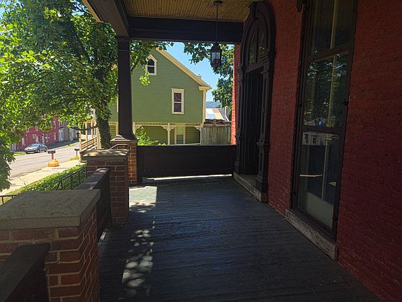2nd image of 107 E Main St