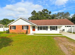 1717 Happy Acres Ln, Valrico, FL 33594