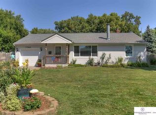 7740 Main St, Ralston, NE 68127