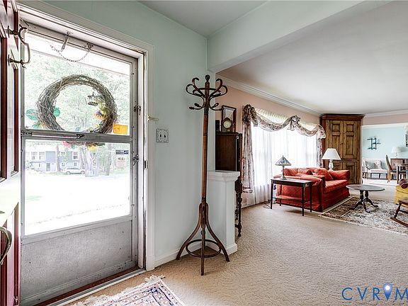 5th image of 139 Lee Ave