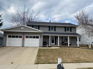 45 Brookshire Grn, Bloomington, IL